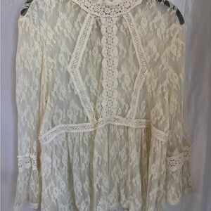 Wild Pearl Lace Ivory Blouse Large